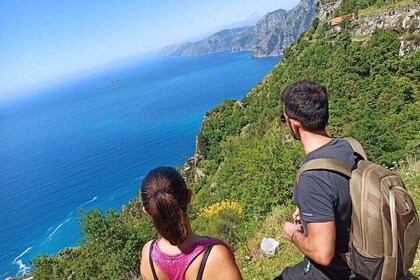 Trek to the Path of the Gods