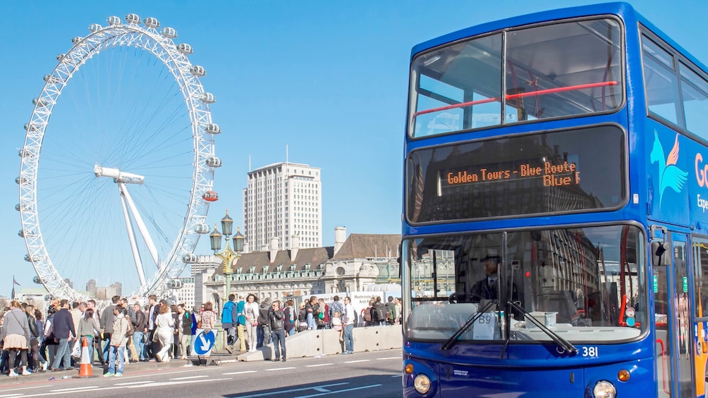 Hop-On Hop-Off London Bus Tour, Golden Tours