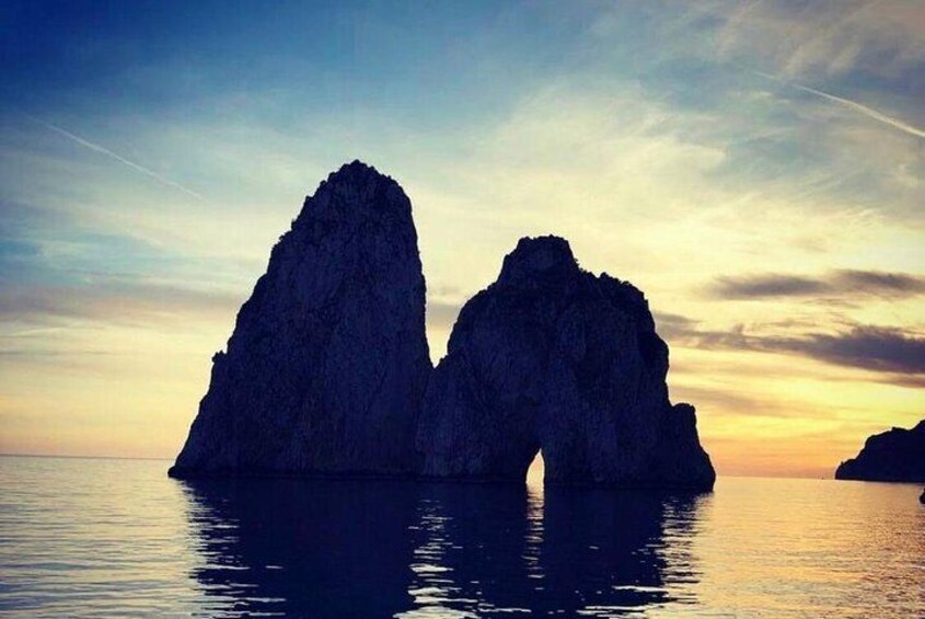 Small-group Sailing Day Tour to Capri from Positano
