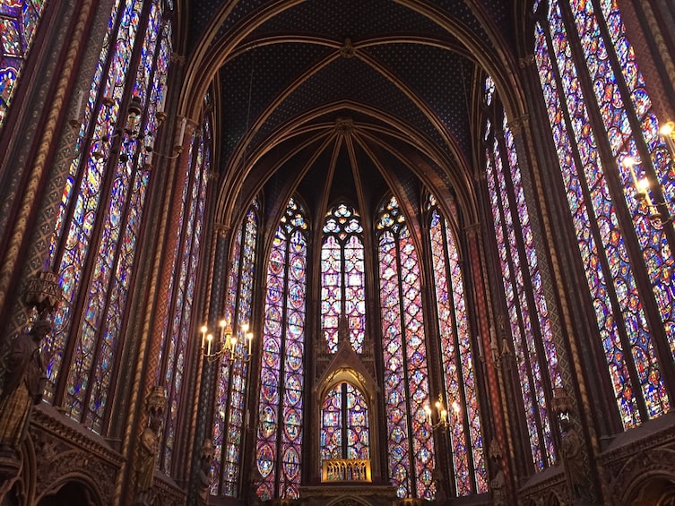 Historical Paris: Notre Dame Island with Sainte Chapelle