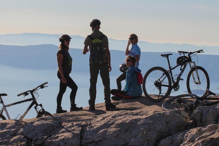 Biking Vidova Gora - Dol