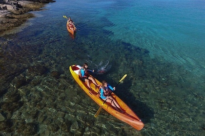 Sea kayaking Postira - Lovrečina (St.Lovre, archaeological site)