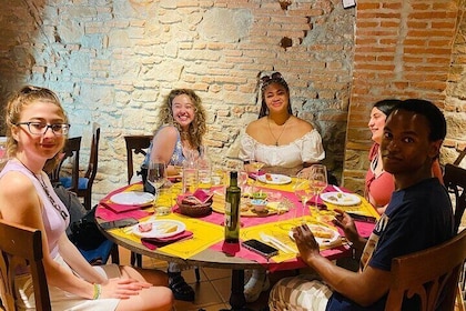 Wine Tasting and Pairing Class Guided Tour in Florence