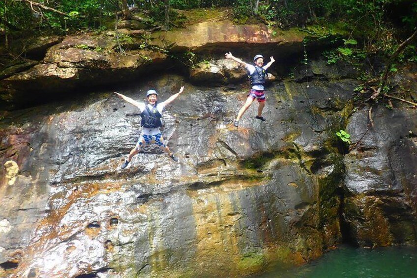 [Okinawa Iriomote] Splash Canyoning + Sightseeing in Yubujima island