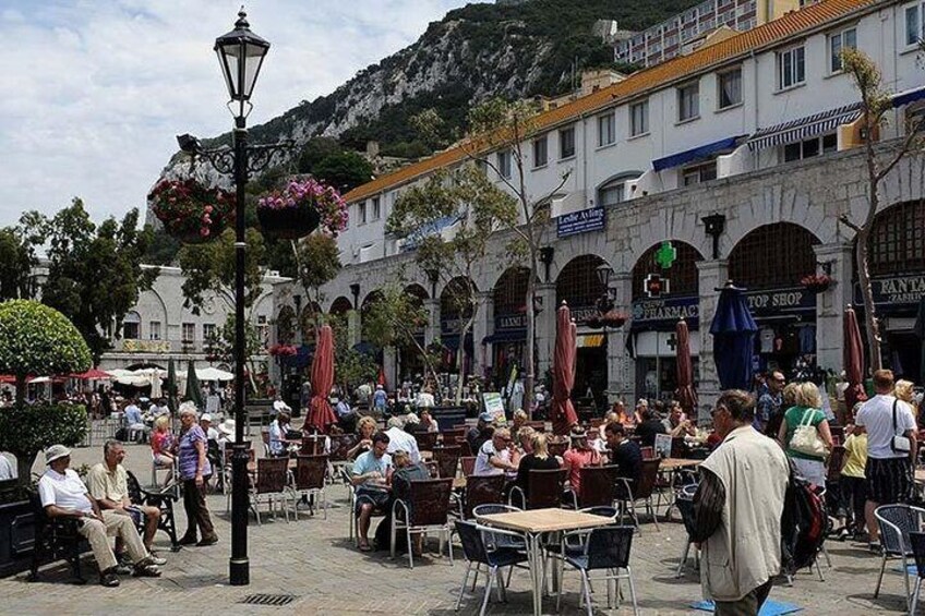 Full-Day Private Guided Historic Tour of Gibraltar from Cadiz