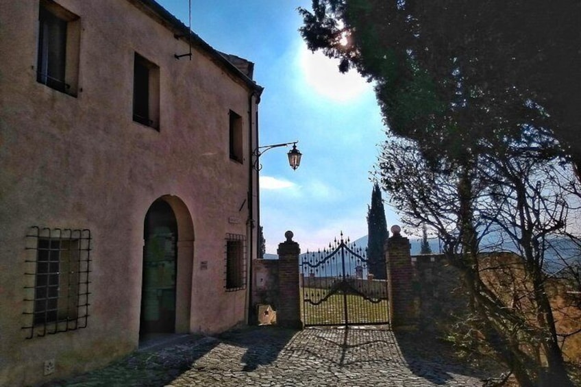 Tour to Arquà Petrarca medieval village