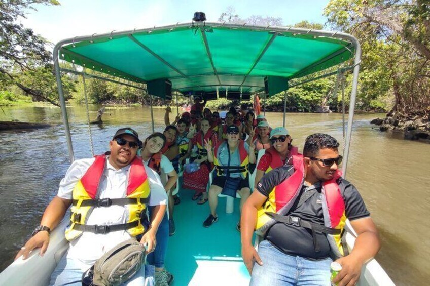Tortuguero Boat Transportation