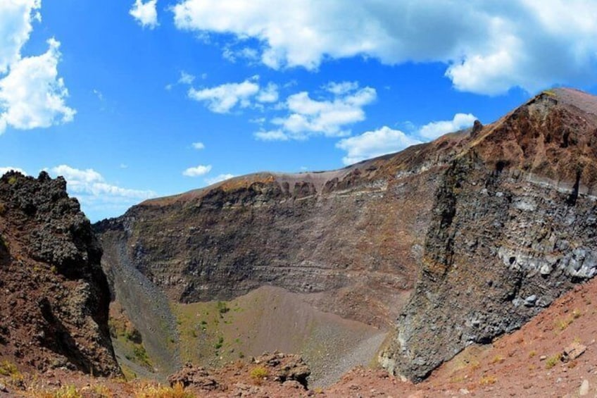 Tour on Vesuvius with wine tasting