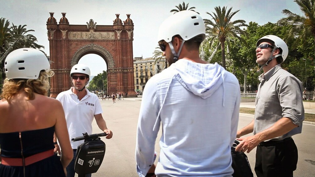 Ciutadella Park & Born District Segway Tour