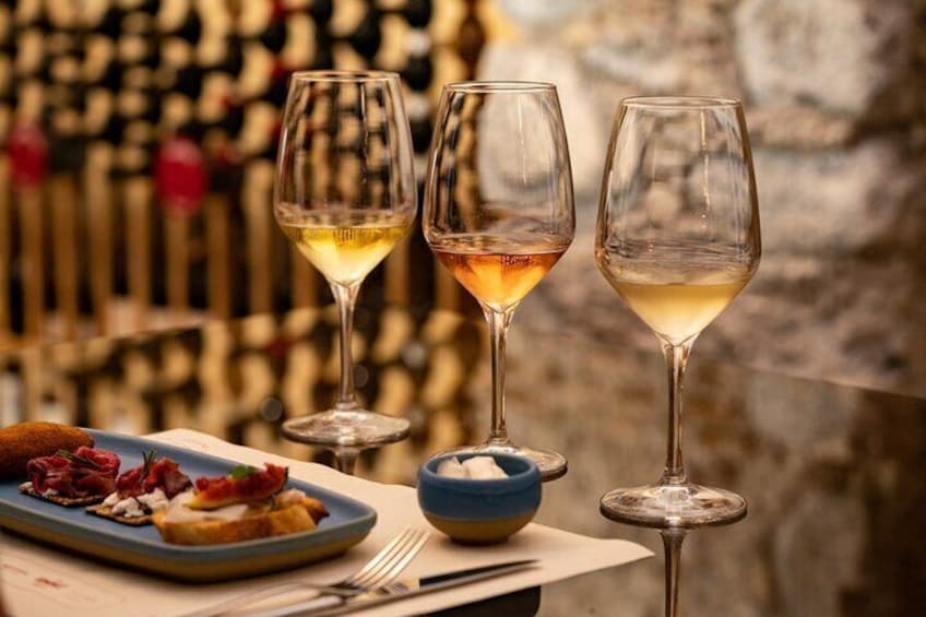Catania: wine tasting in a metropolitan market