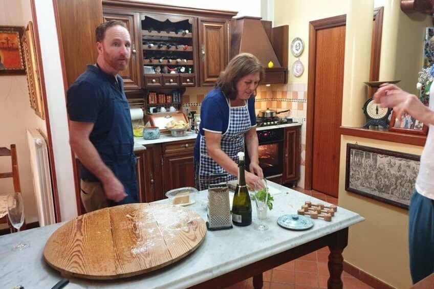 Tim turns out to be an excellent cook and actively collaborates in the preparation of dinner preparing dinner