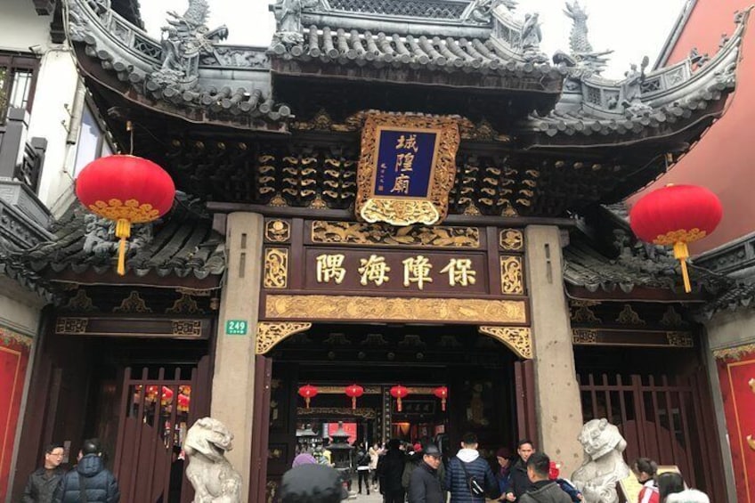 Shanghai Temple Of the Town God (Chenghung Miao)