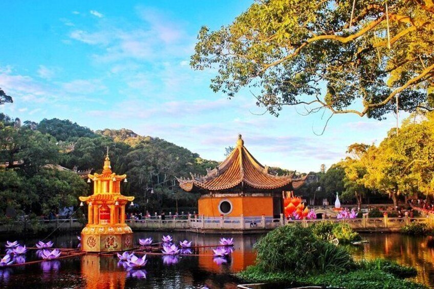 2-Day Putuo Mountain Private Guided Tour from Shanghai
