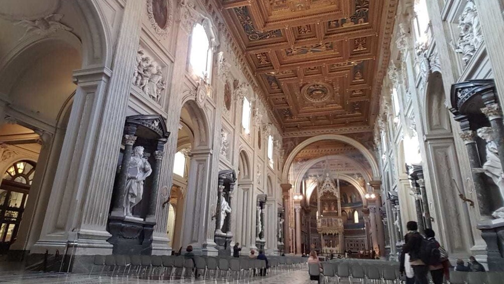 Apri foto 1 di 10. Christian Rome & Underground Basilicas Tour