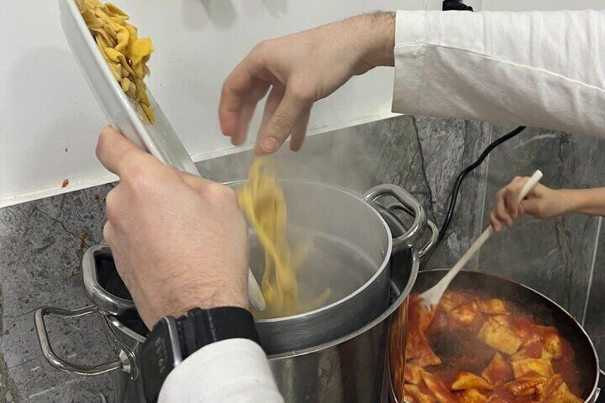 Fettuccine Alfredo and Ravioli Class with Grandma's Recipe