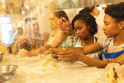 Fettuccine Alfredo en Ravioli Class met oma's recept