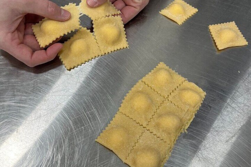 Fettuccine Alfredo and Ravioli Class with Grandma's Recipe