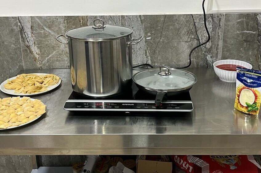 Fettuccine Alfredo and Ravioli Class with Grandma's Recipe