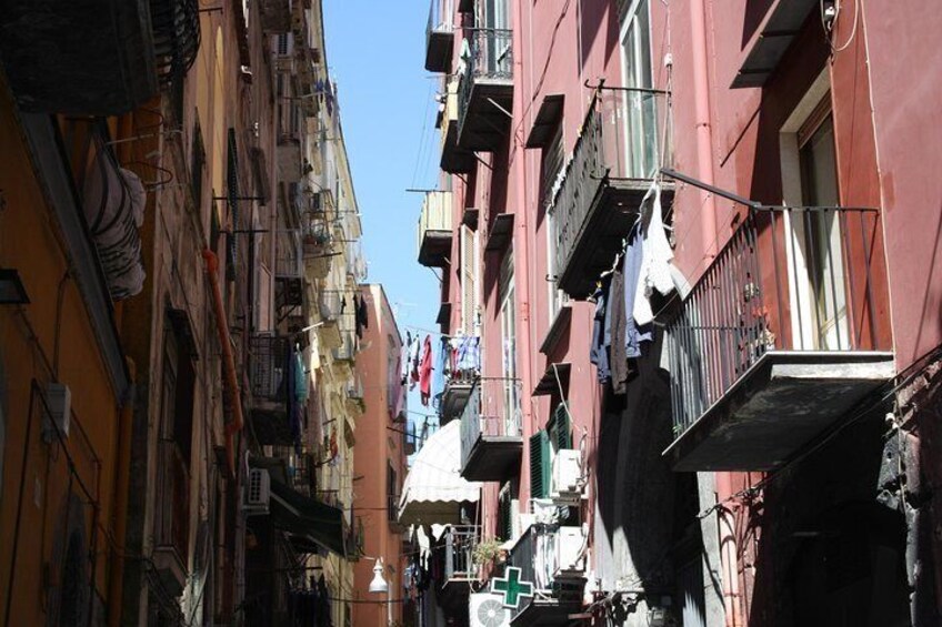 Naples: Street Food and Local Traditions with an Expert Guide