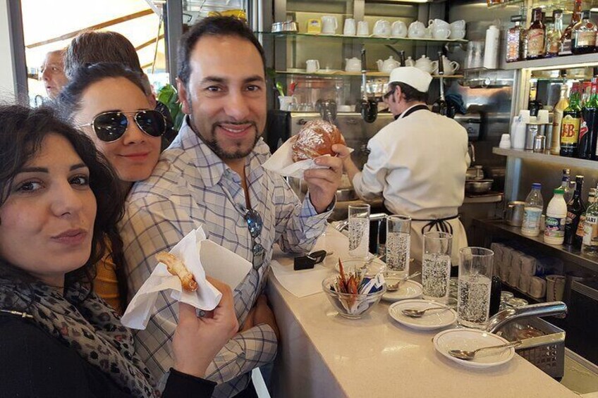 Naples Street Food Tour and City Sightseeing with Local Guide