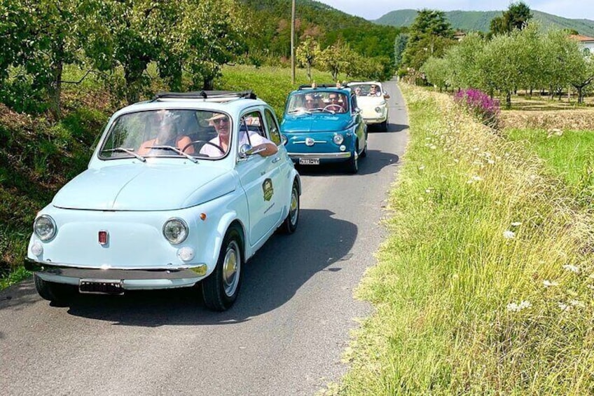 Fiat 500 tour-Drive a vintage car in the Tuscan countryside