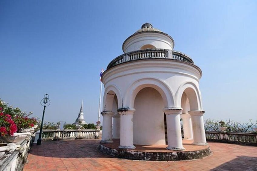 Hua Hin Featured Day Tour (Sunday) by akGO! Tour
