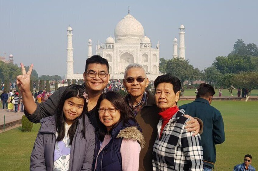 4 Day Golden Triangle Tour to Agra and Delhi From Jaipur