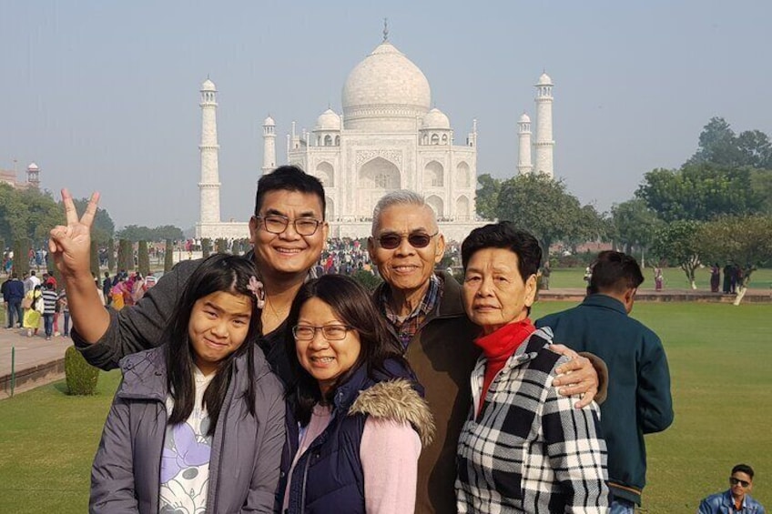 4 Day Golden Triangle Tour to Agra and Delhi From Jaipur