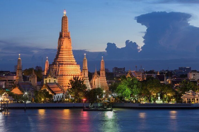 2-Hour Luxury Bangkok Royal Princess Dinner Cruise​