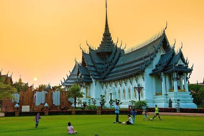 Bangkok Express Tour: Temple of Sun and Reclining Buddha