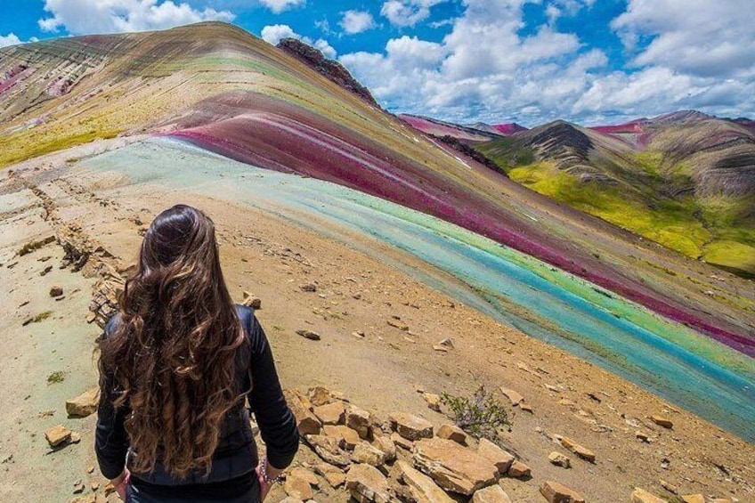 Full-Day Guided Tour to Palcoyo Rainbow Mountain with Lunch