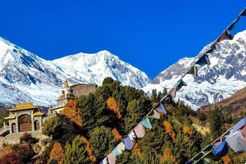 Manaslu Trekking Larke Pass