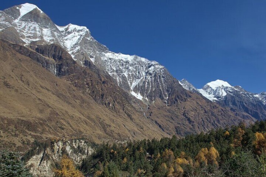 Manaslu Trekking Larke Pass