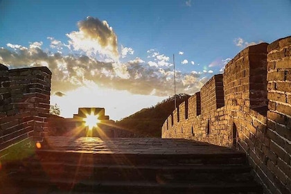 Beijing Private Stopover Tour:Hutong, Mutianyu Great Wall with Cable car+To...
