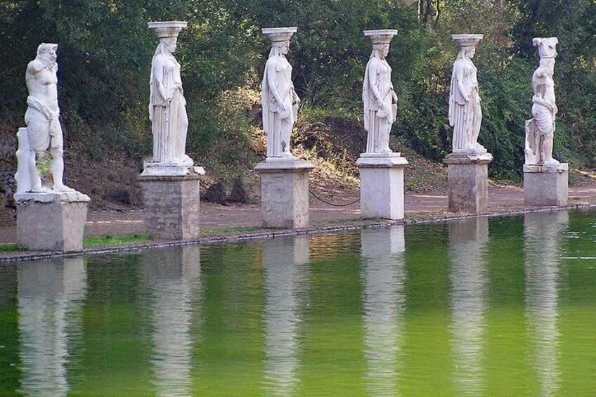 Tour of Villa d'Este and Villa Adriana from Rome and back