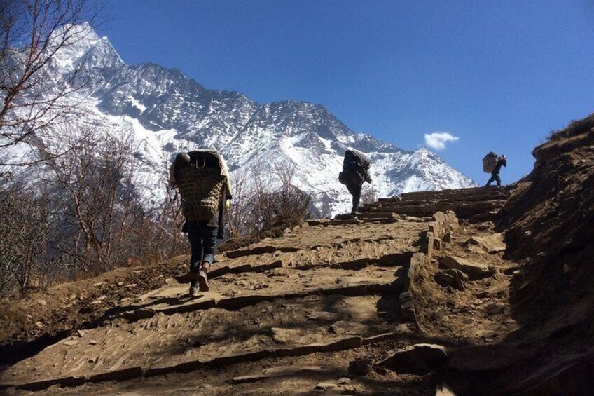 way to Gokyo Lake