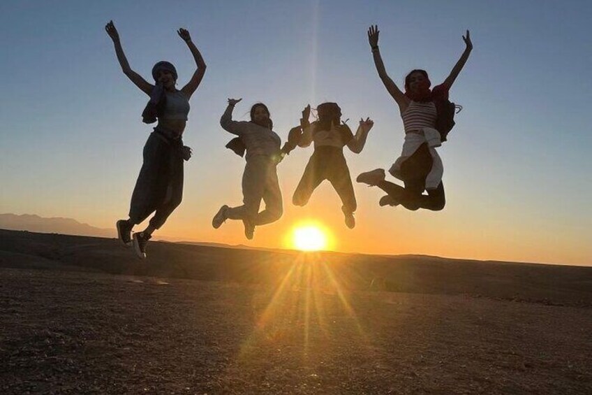 AGAFAY DESERT: Sunset Camel Ride with Dinner Show 