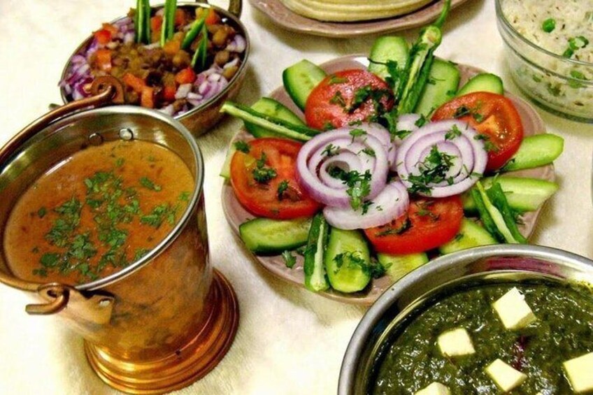 3-Hour Indian Cuisine Cooking Class in Delhi with Pickup