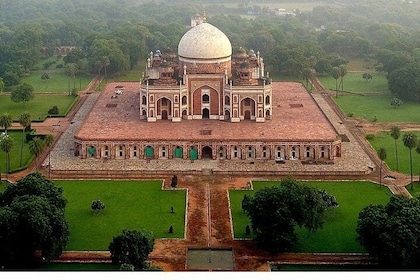 Delhi Agra Jaipur and Pushkar Tour 5 Days