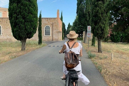 Tour in e-Bike - Appia Antica, Catacombe & Acquedotti