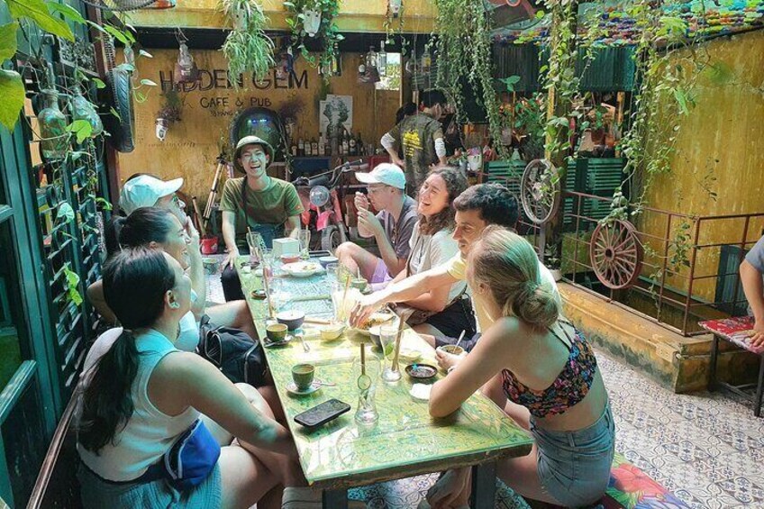 Vietnam Top Day Trips All-Inclusive, Bus, Guide, Meals & Activities