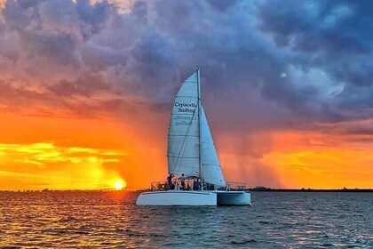 Vela al tramonto nel sud-ovest della Florida