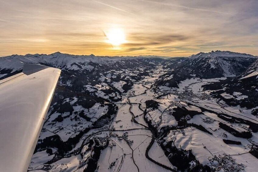 Private Sightseeing Flight around the Bavarian Alps and Munich