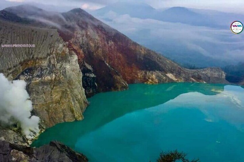East Java Tours: 3 Days Mount Bromo & Mount Ijen Crater Tour start from Surabaya