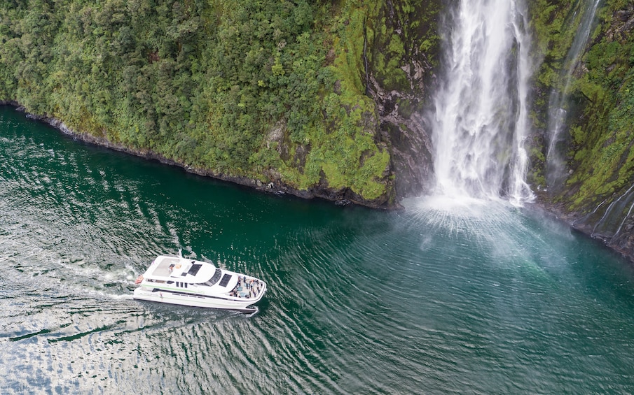 Milford Sound day tour from Queenstown