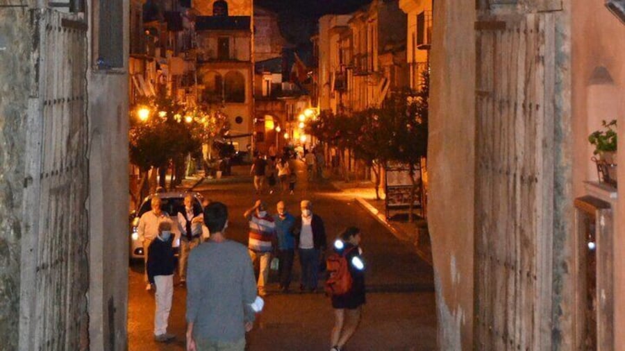 I Briganti by night by jeep