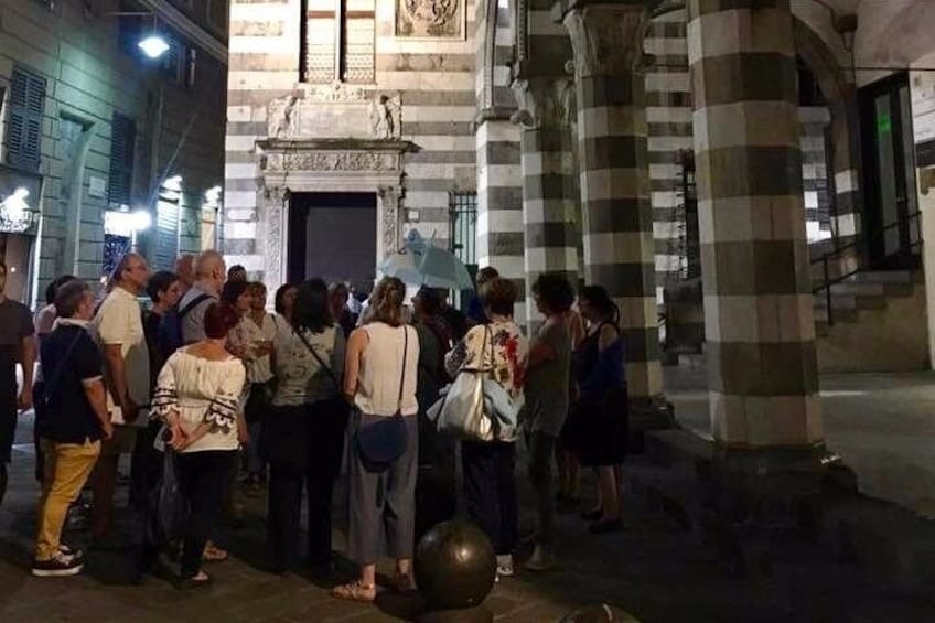 3 Hours Private Walking Tour of Genoa