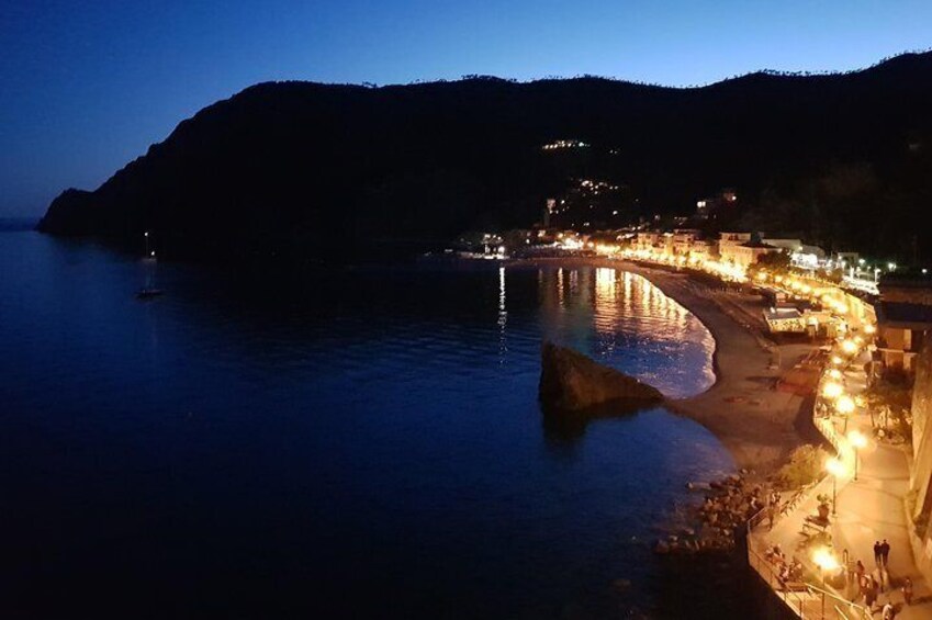 E-bike ride and hiking in the National Park of Cinque Terre