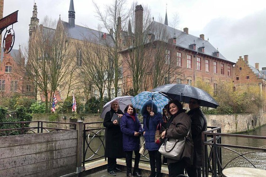 Full Day Private Tour to Medieval Brugge with a Licensed Guide and Limo Driver 