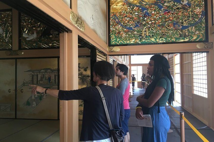 visit three major spots in Nagoya with professional guide